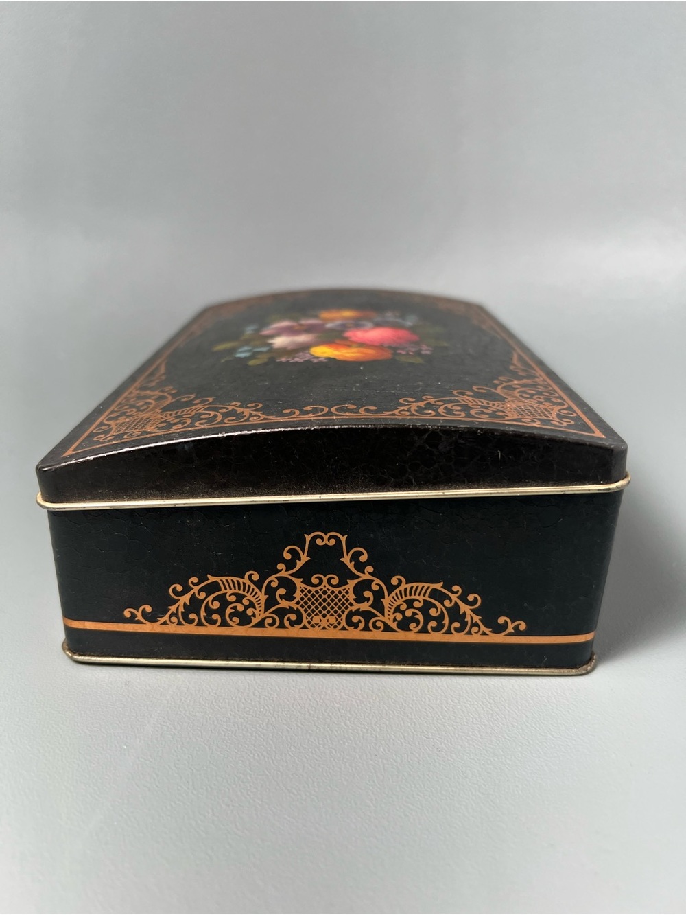 Floral Tin Container - Picture 3 of 8